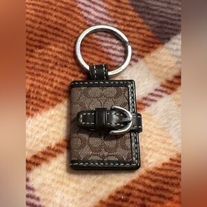 Authentic Coach Vintage Signature Brown Leather Photo Keychain!